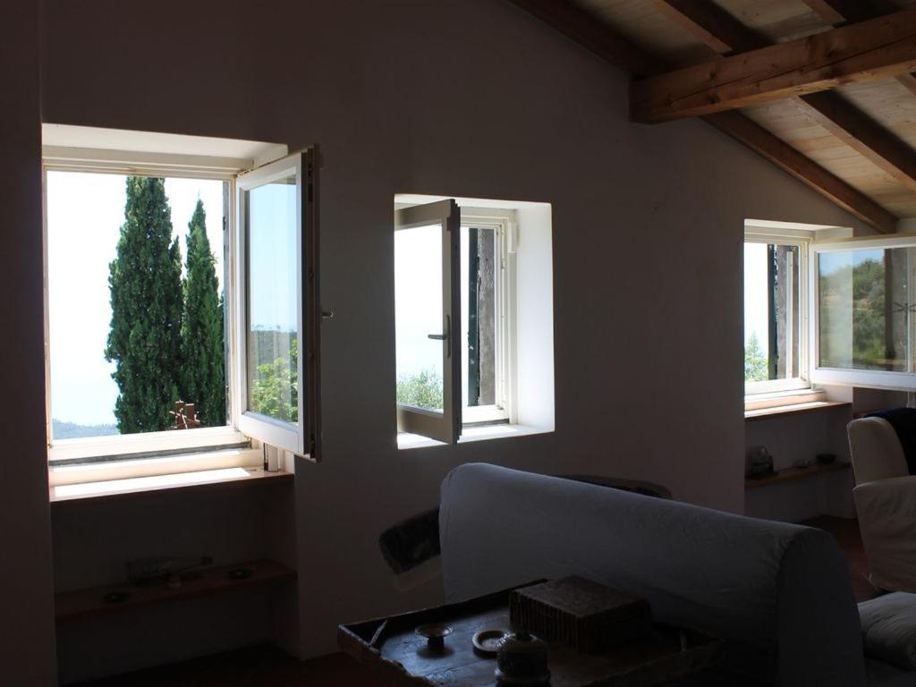 Cottage La Casa Del Pittore Reggimonti Ngoại thất bức ảnh