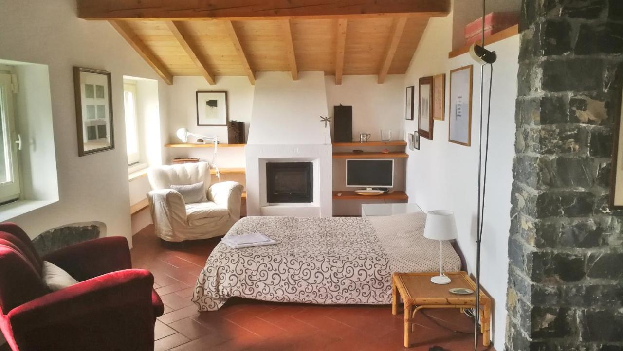 Cottage La Casa Del Pittore Reggimonti Ngoại thất bức ảnh